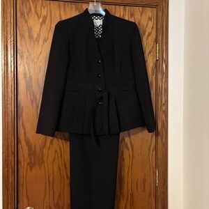 EUC Le Suit Black 12 Petite Suit with Polka Dot Lining